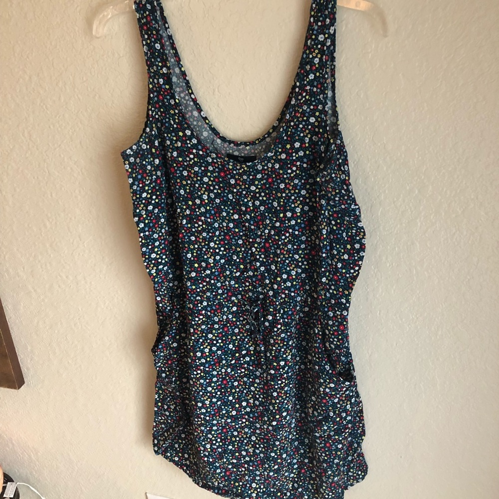Lightweight simple dress with pockets. 👗